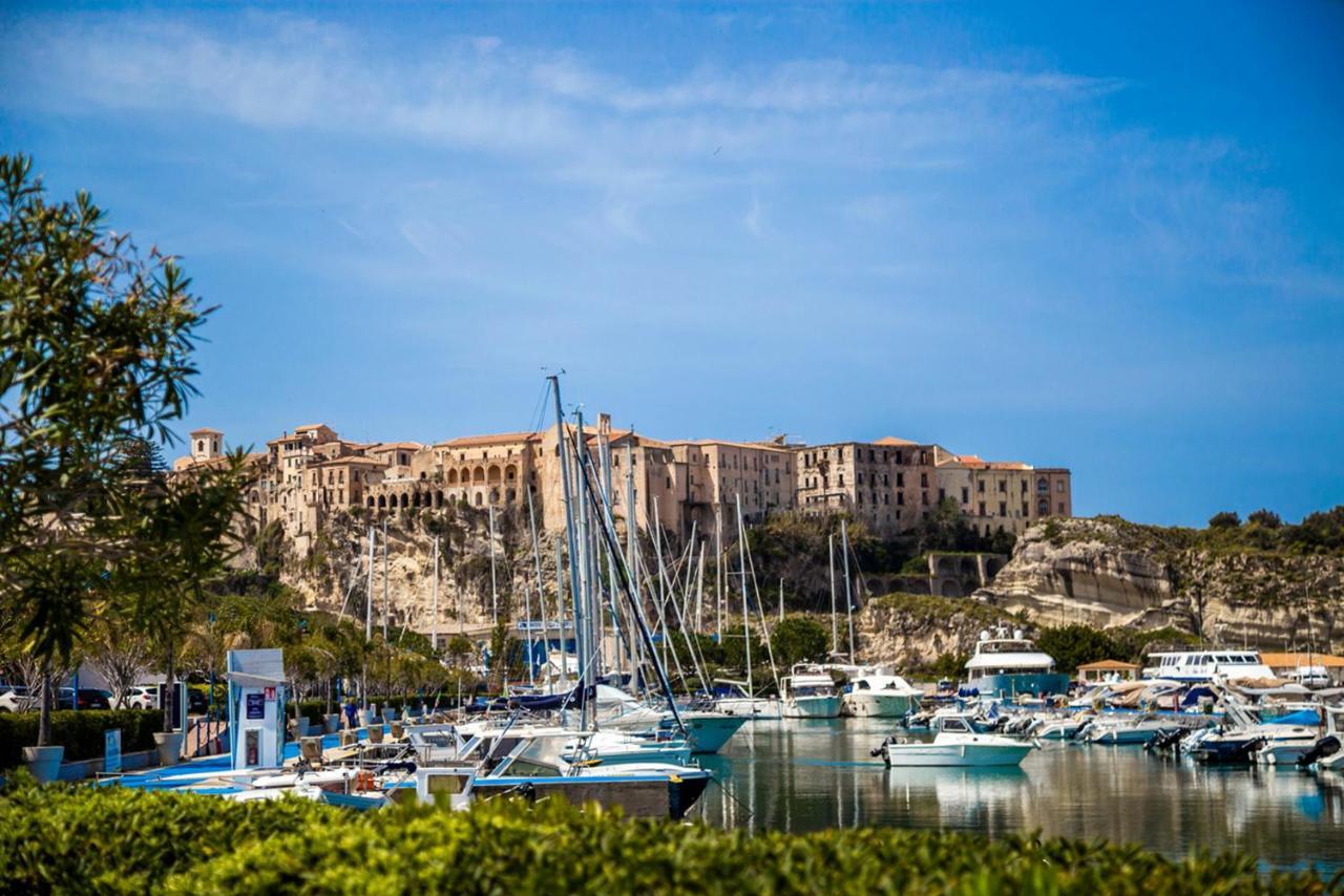 All'Angolo Della Torre Tropea Esterno foto